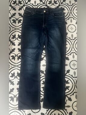 White House Black Market  Bootcut Jeans — Dark Indigo Comfort Fit Size 12